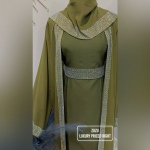 Dubai abaya